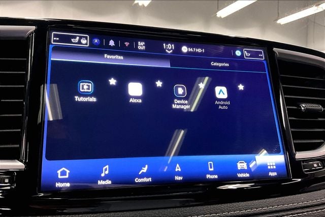 2025 Chrysler Pacifica Limited S Appearance Pkg - Pano Roof - Htd/Cooled Leather