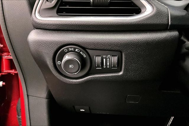 2025 Chrysler Pacifica Limited S Appearance Pkg - Pano Roof - Htd/Cooled Leather