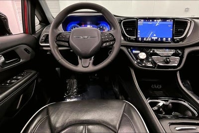 2025 Chrysler Pacifica Limited S Appearance Pkg - Pano Roof - Htd/Cooled Leather