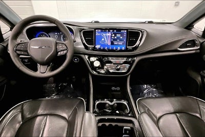 2025 Chrysler Pacifica Limited Pano Roof-Adaptive Cruise-Htd/Cooled Leather