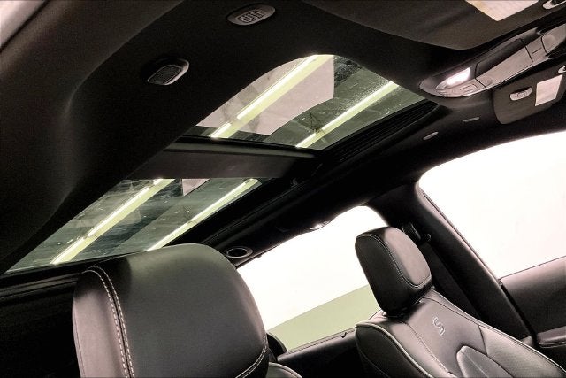 2025 Chrysler Pacifica Limited Pano Roof-Adaptive Cruise-Htd/Cooled Leather