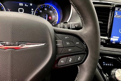 2025 Chrysler Pacifica Limited Pano Roof-Adaptive Cruise-Htd/Cooled Leather