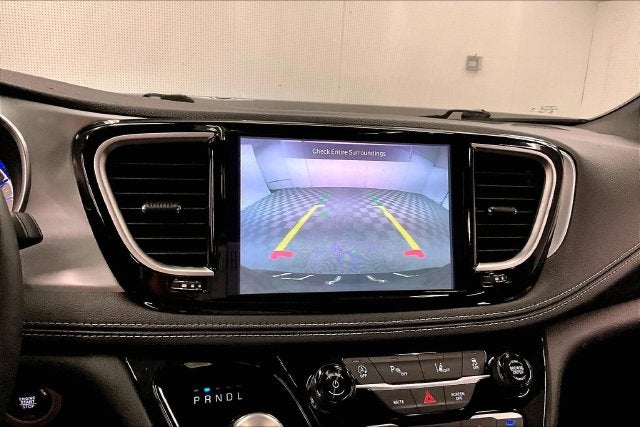 2025 Chrysler Pacifica Limited Pano Roof-Adaptive Cruise-Htd/Cooled Leather