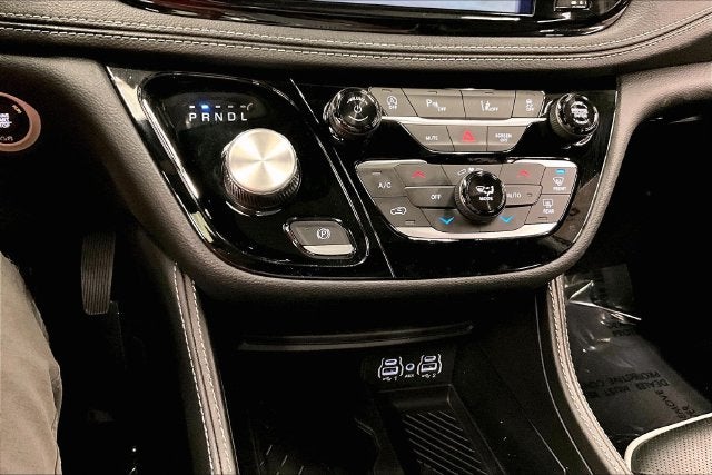 2025 Chrysler Pacifica Limited Pano Roof-Adaptive Cruise-Htd/Cooled Leather