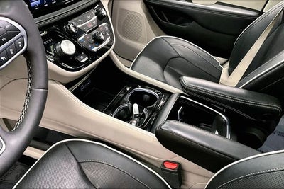 2023 Chrysler Pacifica Limited Panoramic Roof - Htd/Cooled Leather