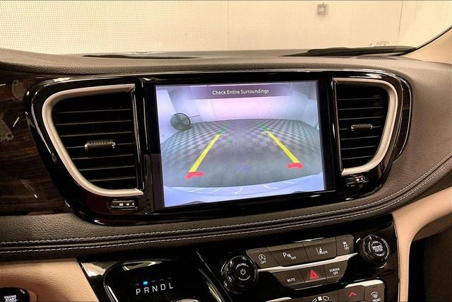 2023 Chrysler Pacifica Limited Panoramic Roof - Htd/Cooled Leather