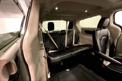 2023 Chrysler Pacifica Limited Panoramic Roof - Htd/Cooled Leather
