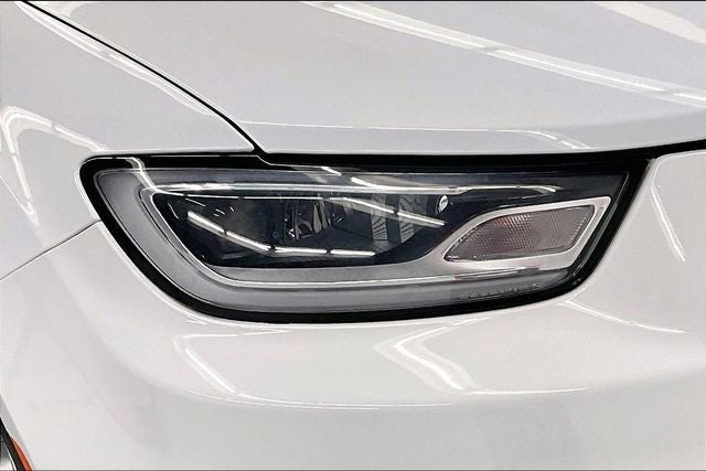 2023 Chrysler Pacifica Limited Panoramic Roof - Htd/Cooled Leather