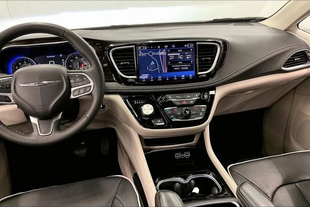 2023 Chrysler Pacifica Limited Panoramic Roof - Htd/Cooled Leather