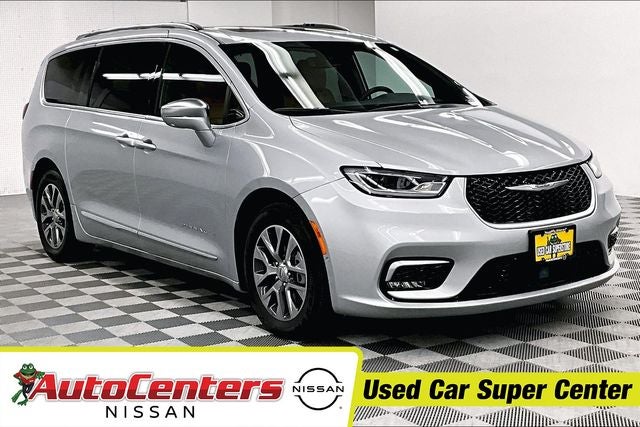 2022 Chrysler Pacifica Hybrid Pinnacle