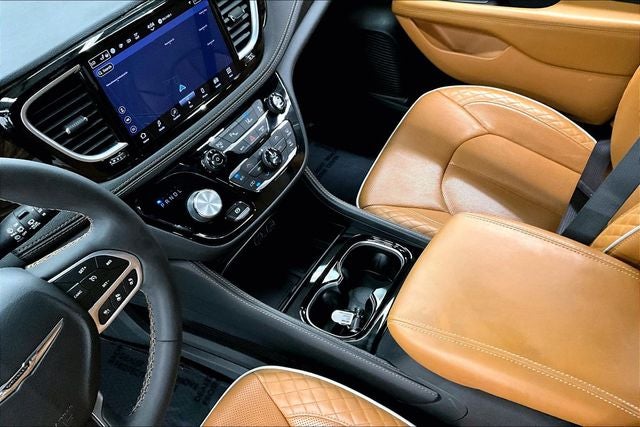 2022 Chrysler Pacifica Hybrid Pinnacle