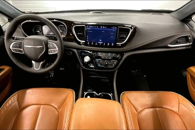 2022 Chrysler Pacifica Hybrid Pinnacle