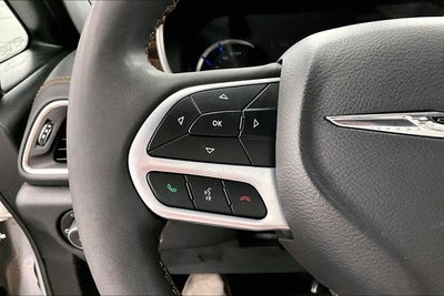 2022 Chrysler Pacifica Hybrid Pinnacle
