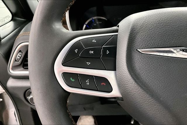 2022 Chrysler Pacifica Hybrid Pinnacle