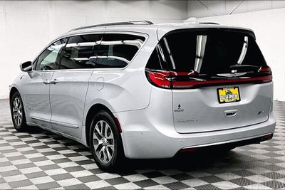 2022 Chrysler Pacifica Hybrid Pinnacle