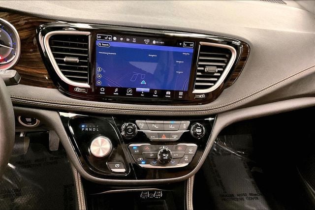 2022 Chrysler Pacifica Hybrid Pinnacle