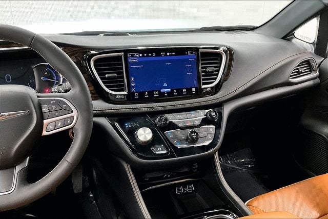 2022 Chrysler Pacifica Hybrid Pinnacle