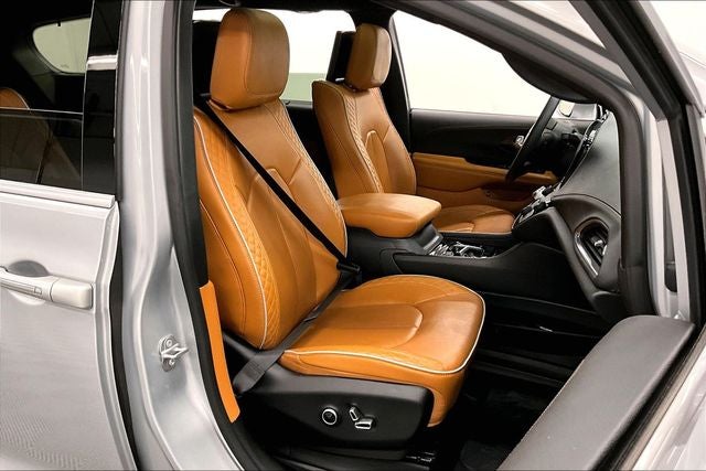 2022 Chrysler Pacifica Hybrid Pinnacle