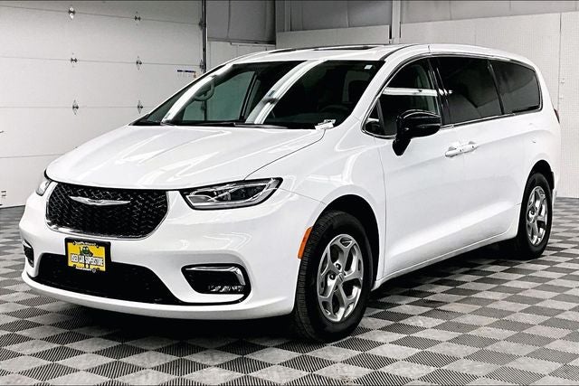 2024 Chrysler Pacifica Limited AWD - Pano Roof - Htd/Cooled Leather