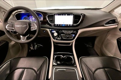2024 Chrysler Pacifica Limited AWD - Pano Roof - Htd/Cooled Leather