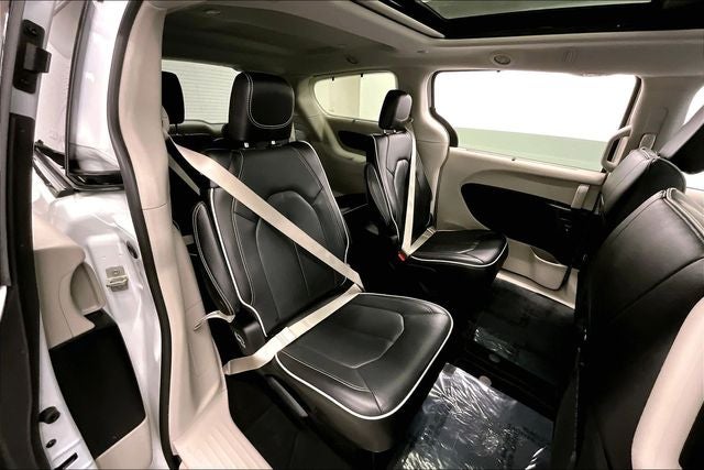 2024 Chrysler Pacifica Limited AWD - Pano Roof - Htd/Cooled Leather