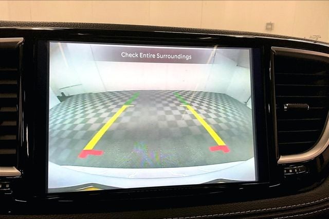 2024 Chrysler Pacifica Limited AWD - Pano Roof - Htd/Cooled Leather