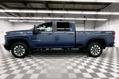 2025 Chevrolet Silverado 2500HD Custom