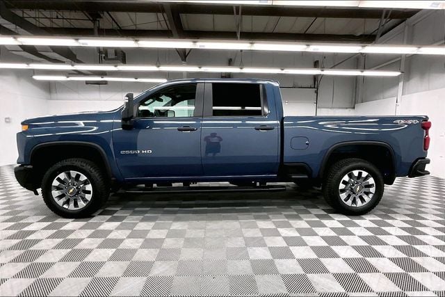 2025 Chevrolet Silverado 2500HD Custom