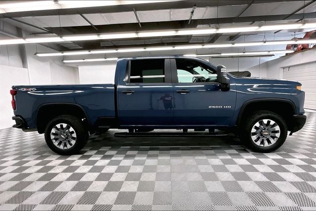2025 Chevrolet Silverado 2500HD Custom