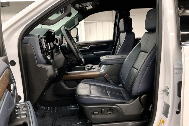 2025 Chevrolet Silverado 2500HD High Country 4x4-Diesel-Adaptive Cruise-Htd/Cooled Leather