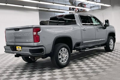 2024 Chevrolet Silverado 3500HD High Country 4x4-Diesel-Sunroof-Htd/Cooled Leather-20'' Wheels