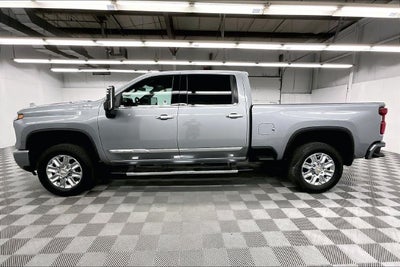 2024 Chevrolet Silverado 3500HD High Country 4x4-Diesel-Sunroof-Htd/Cooled Leather-20'' Wheels