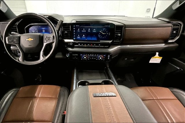 2024 Chevrolet Silverado 3500HD High Country 4x4-Diesel-Sunroof-Htd/Cooled Leather-20'' Wheels