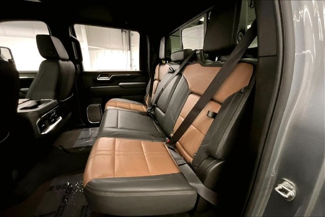 2024 Chevrolet Silverado 3500HD High Country 4x4-Diesel-Sunroof-Htd/Cooled Leather-20'' Wheels