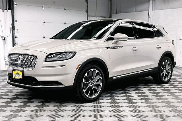 2022 Lincoln Nautilus Reserve AWD - Pano Roof - Htd/Cooled Leather - 20'' Wheels