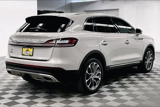 2022 Lincoln Nautilus Reserve AWD - Pano Roof - Htd/Cooled Leather - 20'' Wheels