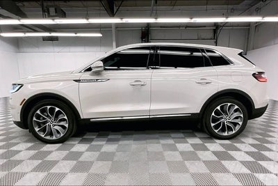 2022 Lincoln Nautilus Reserve AWD - Pano Roof - Htd/Cooled Leather - 20'' Wheels