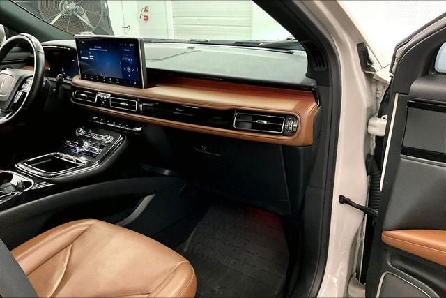 2022 Lincoln Nautilus Reserve AWD - Pano Roof - Htd/Cooled Leather - 20'' Wheels