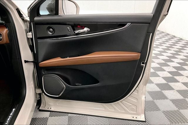 2022 Lincoln Nautilus Reserve AWD - Pano Roof - Htd/Cooled Leather - 20'' Wheels