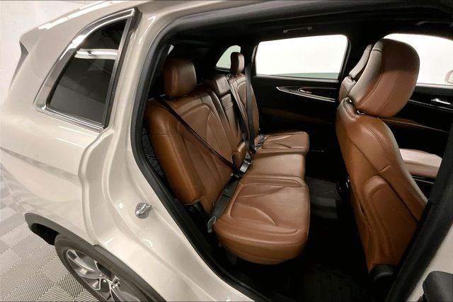 2022 Lincoln Nautilus Reserve AWD - Pano Roof - Htd/Cooled Leather - 20'' Wheels