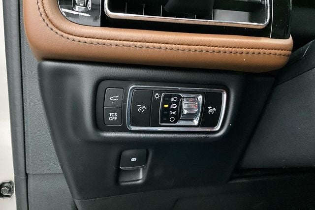 2022 Lincoln Nautilus Reserve AWD - Pano Roof - Htd/Cooled Leather - 20'' Wheels