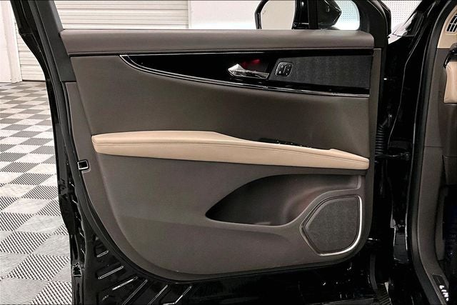 2022 Lincoln Nautilus Reserve AWD - Pano Roof - Htd/Cooled Leather