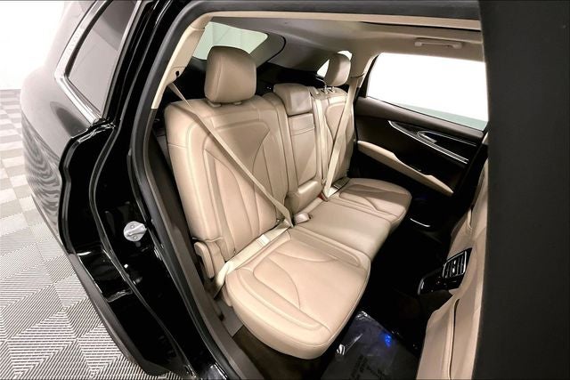 2022 Lincoln Nautilus Reserve AWD - Pano Roof - Htd/Cooled Leather