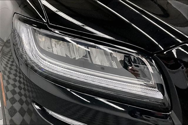 2022 Lincoln Nautilus Reserve AWD - Pano Roof - Htd/Cooled Leather