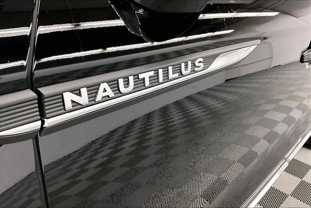 2022 Lincoln Nautilus Reserve AWD - Pano Roof - Htd/Cooled Leather