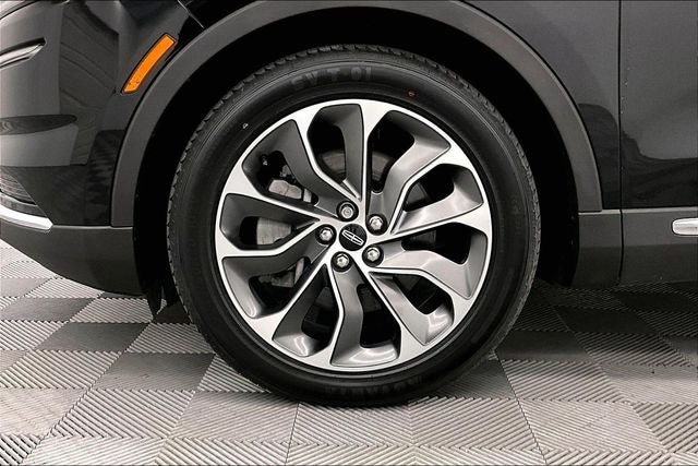 2022 Lincoln Nautilus Reserve AWD - Pano Roof - Htd/Cooled Leather