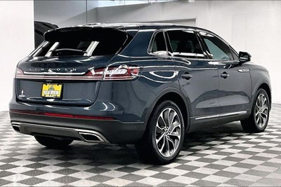 2022 Lincoln Nautilus Reserve