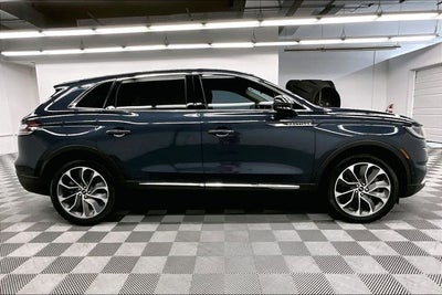 2022 Lincoln Nautilus Reserve