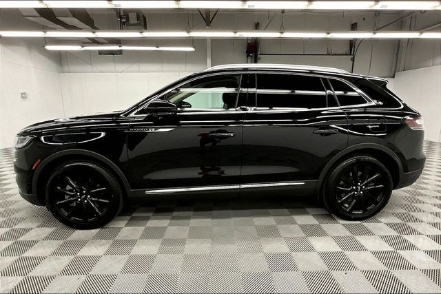 2023 Lincoln Nautilus Reserve AWD - Pano Roof - Htd/Cooled Massaging Leather