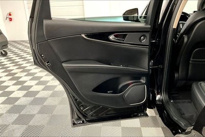 2023 Lincoln Nautilus Reserve AWD - Pano Roof - Htd/Cooled Massaging Leather